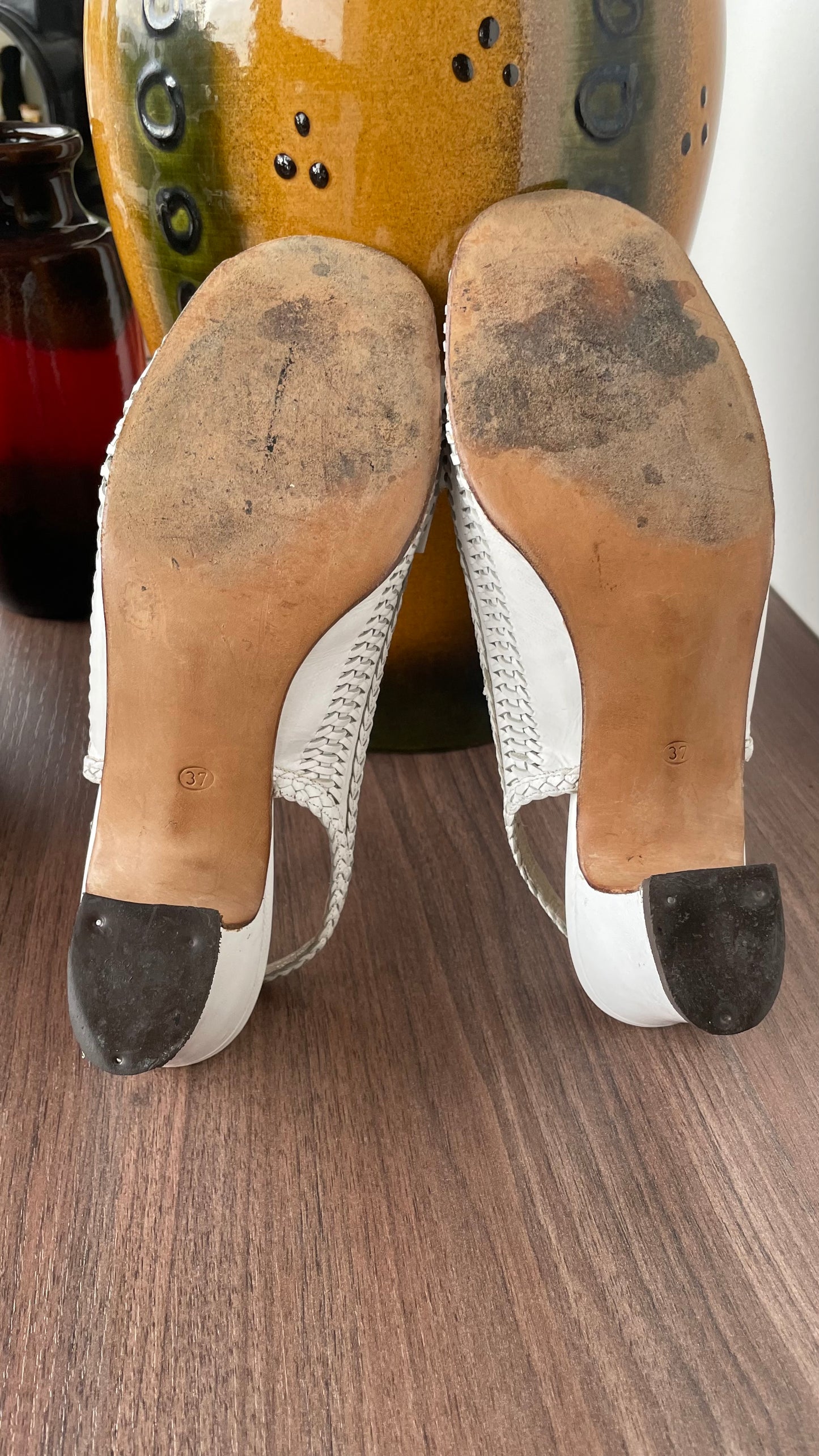 Sandalo anni 60 in pelle intrecciata