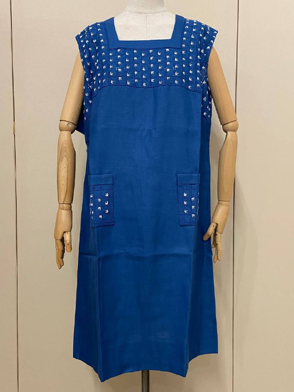 Abito sartoriale smanicato in lino - ricamato a mano - anni 60