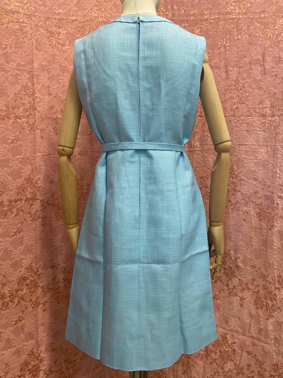 Abito smanicato in lino sartoriale - ricamato a mano - anni 60