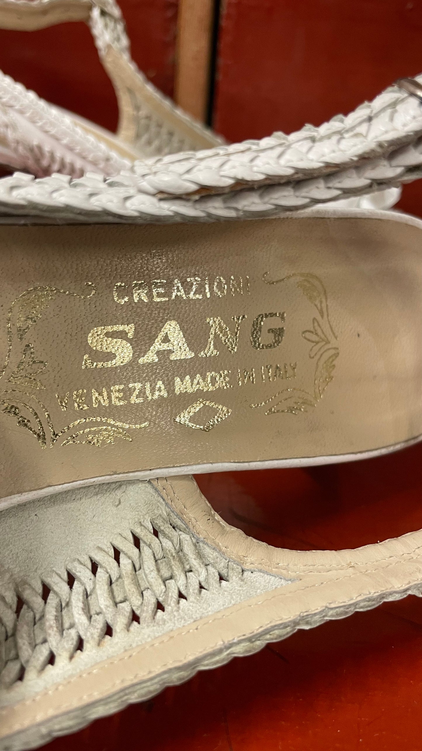 Sandalo anni 60 in pelle intrecciata