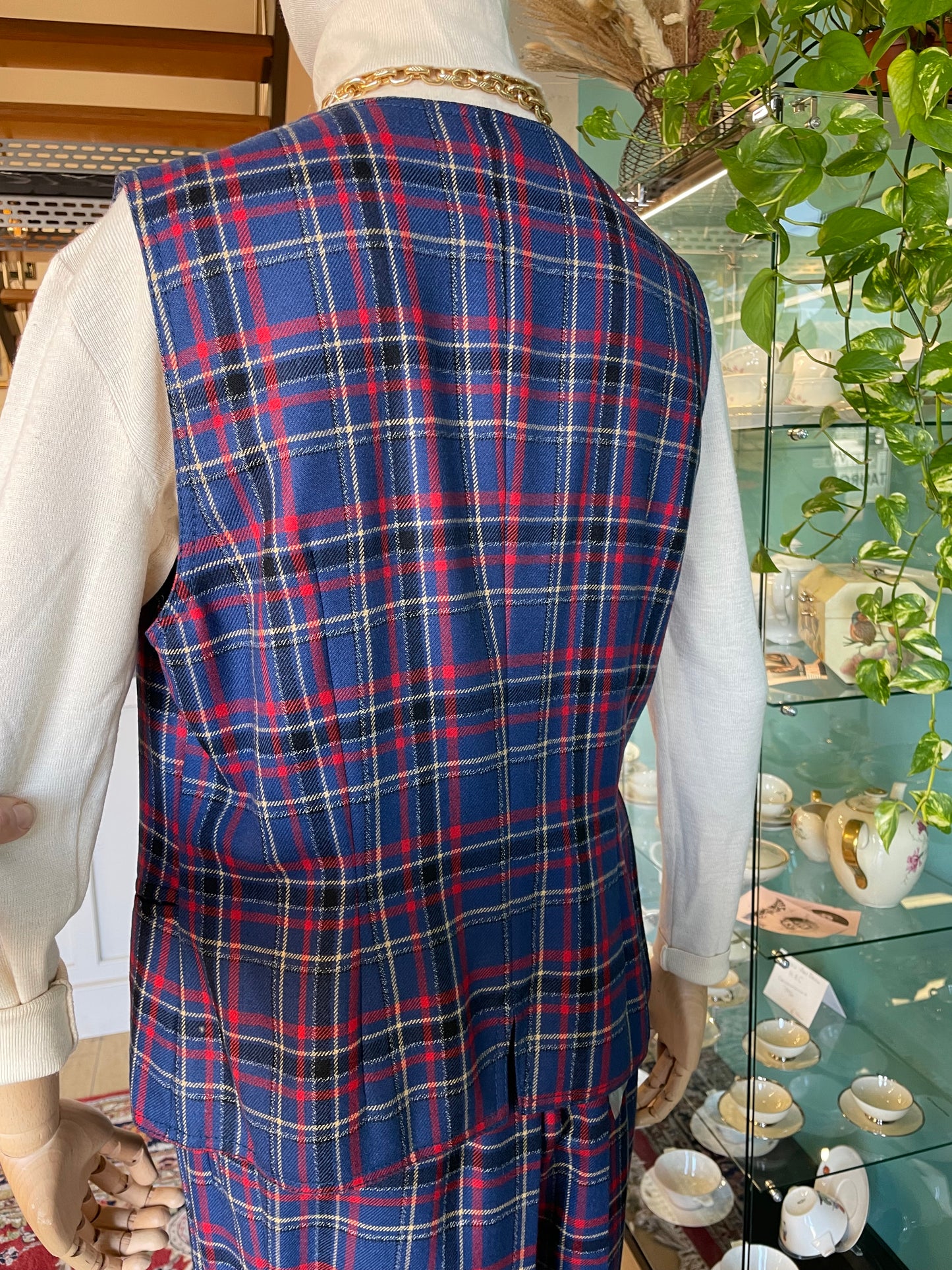 Completo 3 pezzi in pura lana vergine blu e scozzese - anni 90 - Made in Italy.