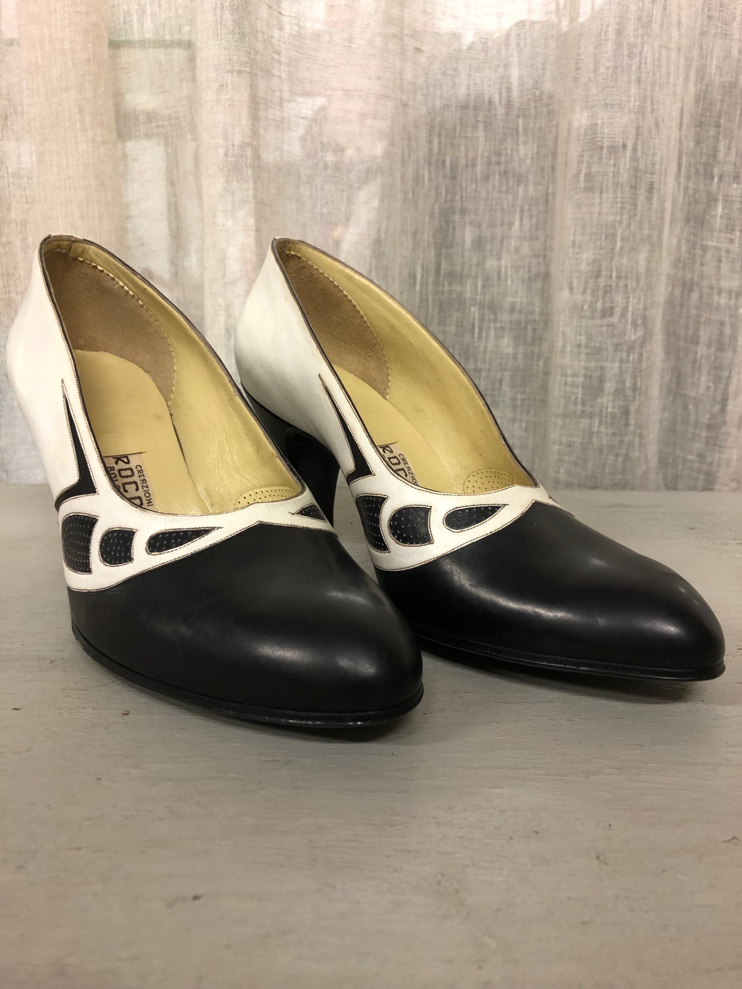 Décolleté in pelle anni 50 bicolore nr. 38,5