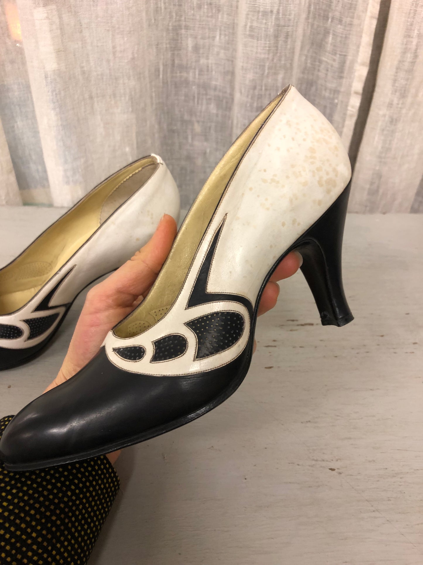 Décolleté in pelle anni 50 bicolore nr. 38,5