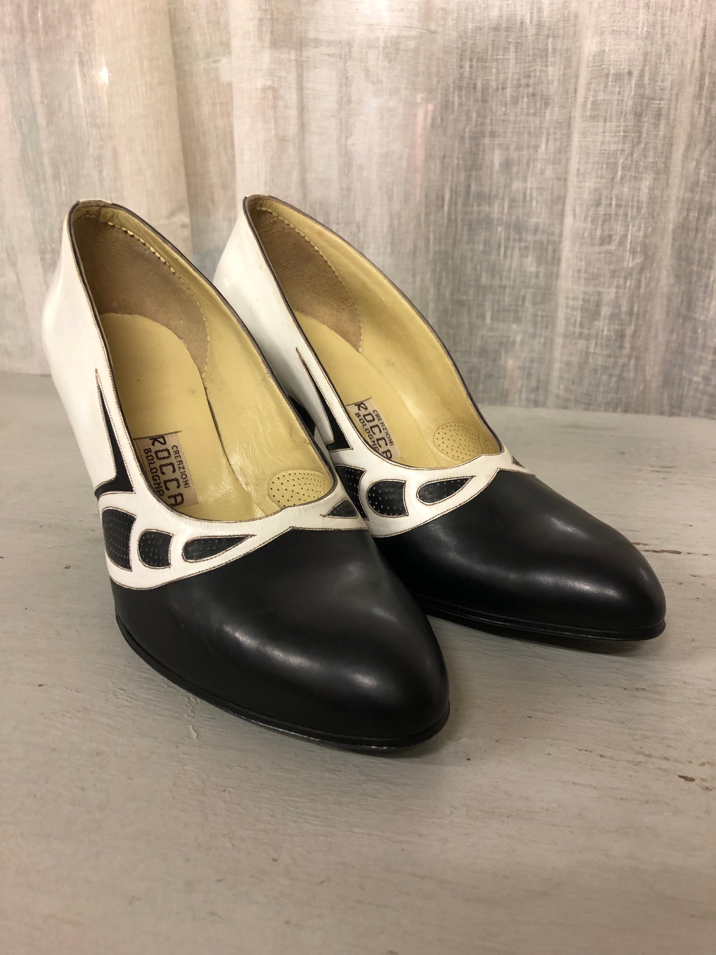 Décolleté in pelle anni 50 bicolore nr. 38,5