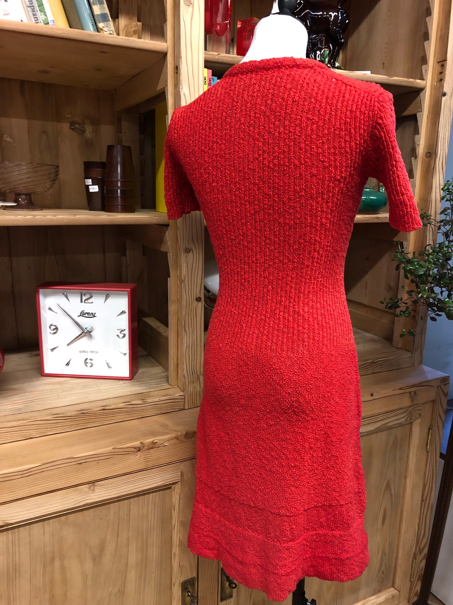 Abitino anni 60/70 in maglia bouclè color rosso ciliegia