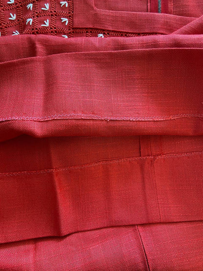 Abito sartoriale smanicato in lino