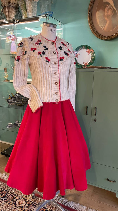 Cardigan Tirolese realizzato a mano in pura lana - Tg.S/M