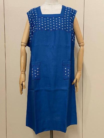 Abito sartoriale smanicato in lino - ricamato a mano - anni 60