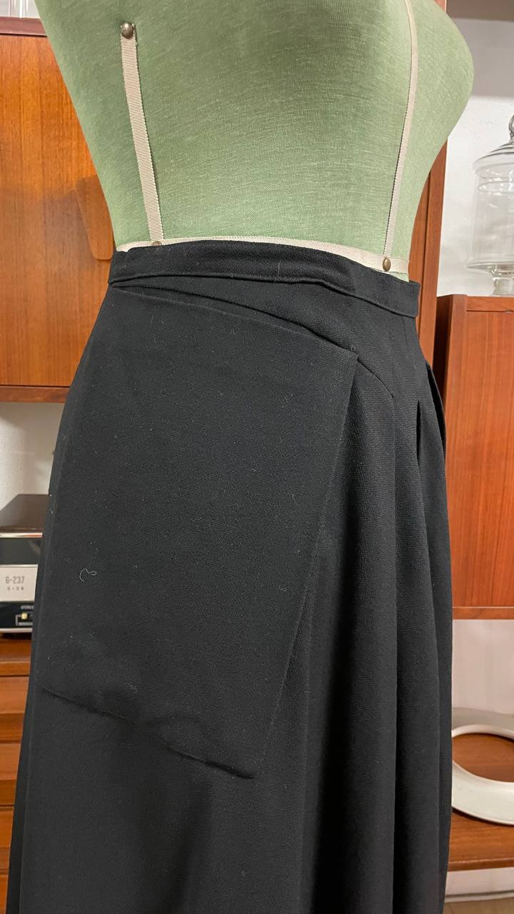 Gonna nera in gabardine tg.48/50  - modello anni 40