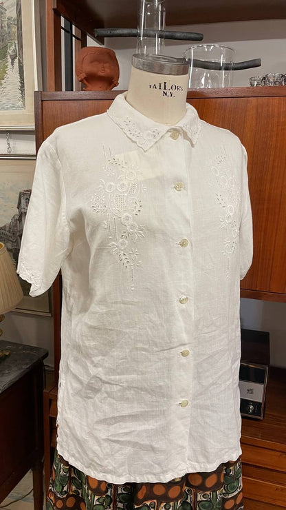 Camicia romantica in cotone/lino anni 50/60 ricamata a mano tg.48