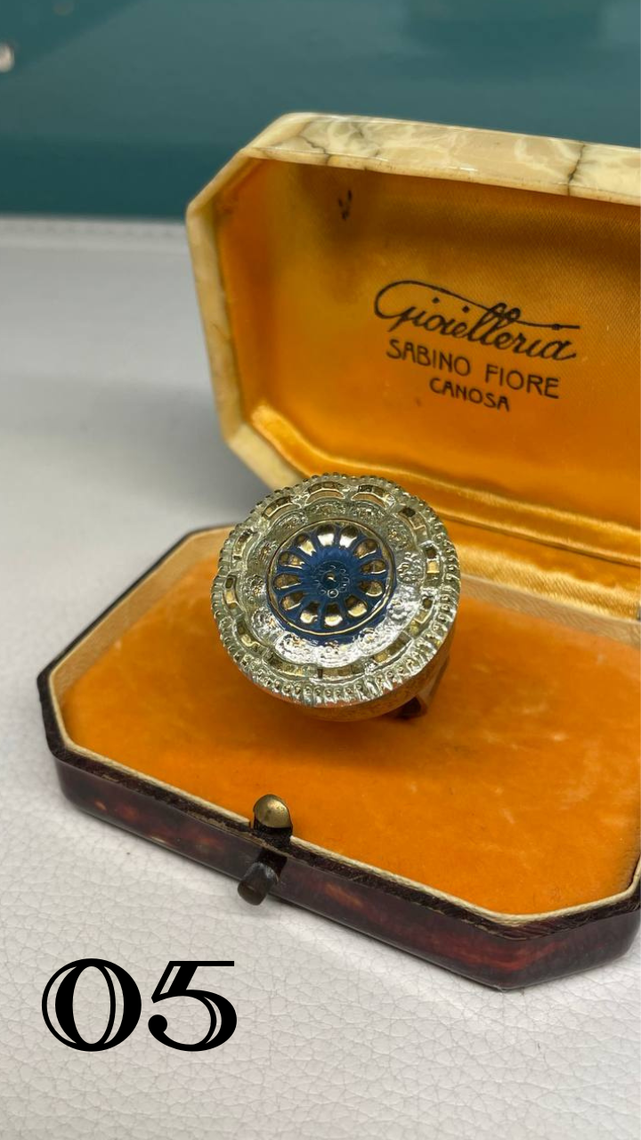 Anello con bottone anni 20/30 cecoslovacco - nr.05