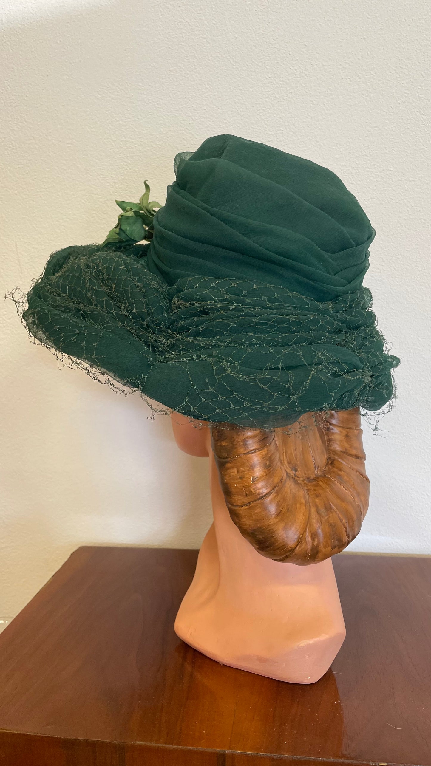 Cappello originale anni 50 verde scuro