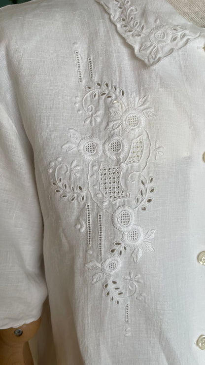 Camicia in cotone anni 50 - ricamata a mano. Tg.48/50