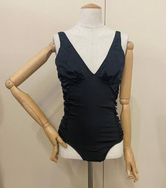Costume intero nero Jantzen con volant