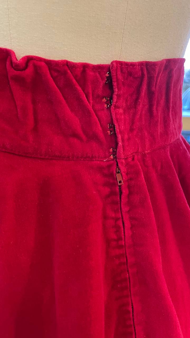 Gonna a ruota piena anni 50 in velluto rosso Carminio - tg.XS/M