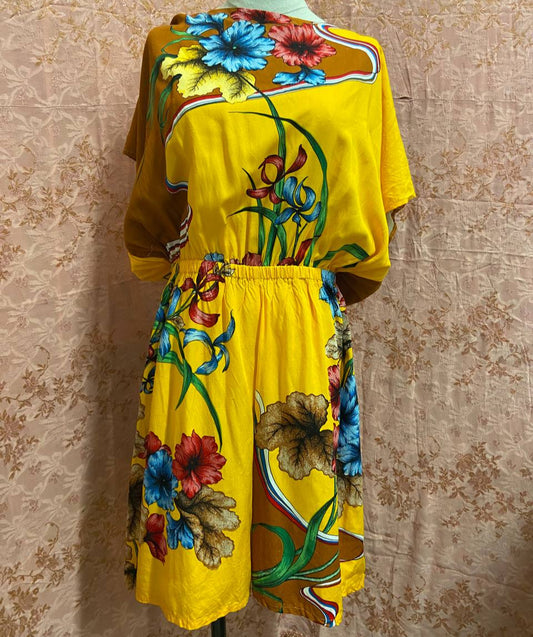 Tutina anni '80 con stampa floreale tg 46-48