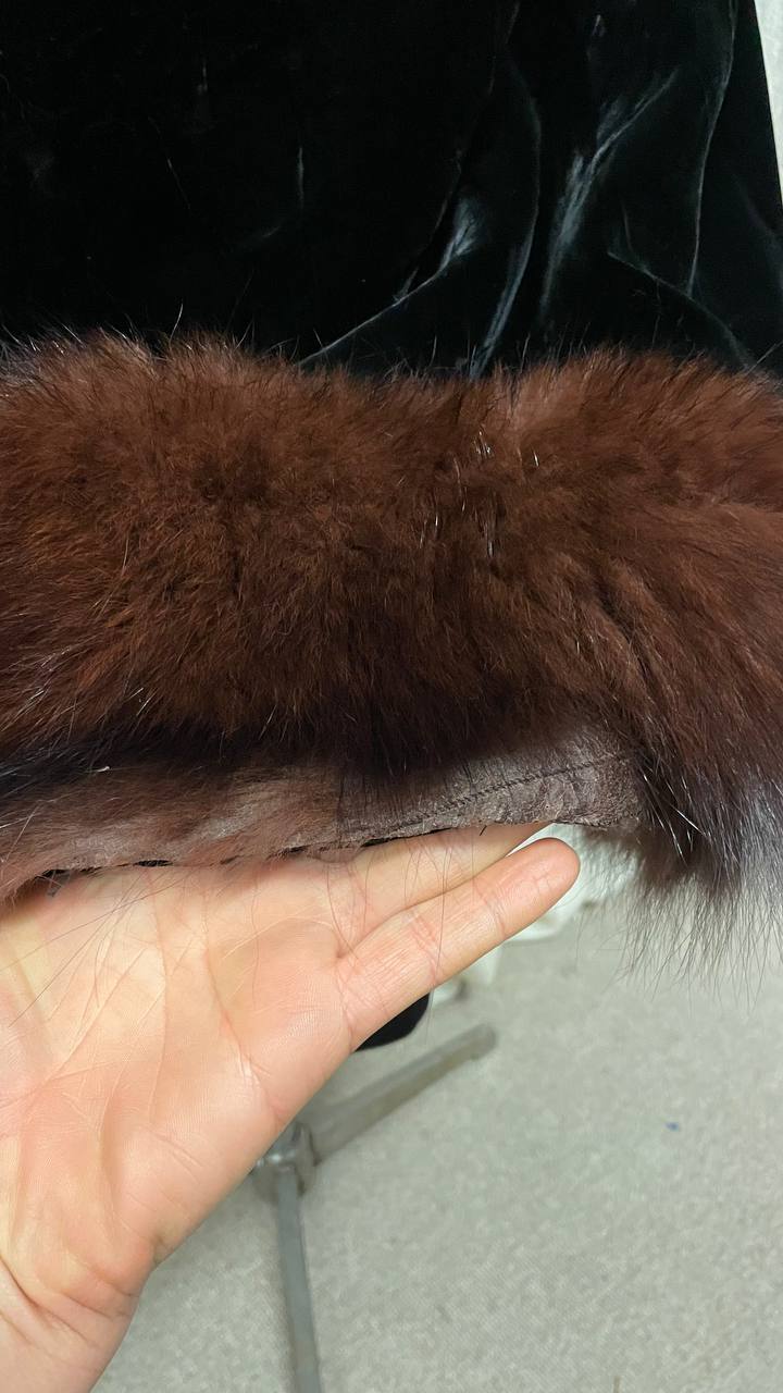 Cappotto fine anni 50 in velluto nero mod.zarina con bordi in pelliccia - tg.xs/s