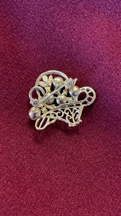 Spilla anni 80 Butler - cestino floreale con perline e pietre col.rubino