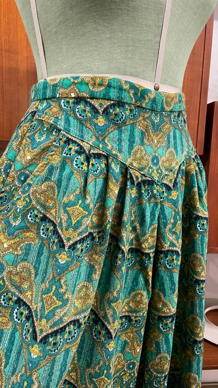 Gonna pantalone primi anni 80 in flanella leggera - stampa paisley- tg.46